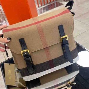 NWT Burberry Crossbody Messenger Bag